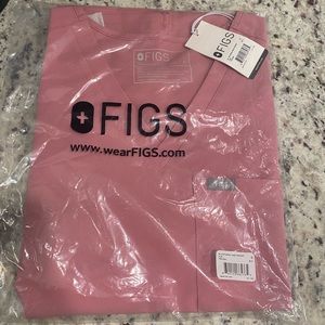 FIGS chalk pink small Catarina one pocket top
